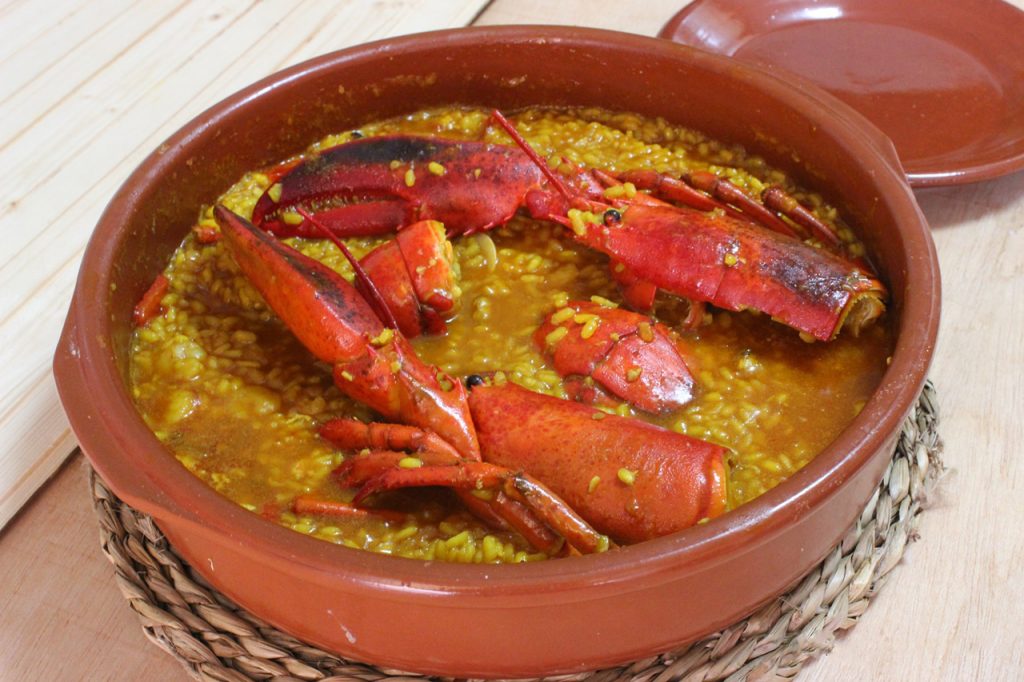 Como Hacer La Autentica Receta De Arroz Con Bogavante  No